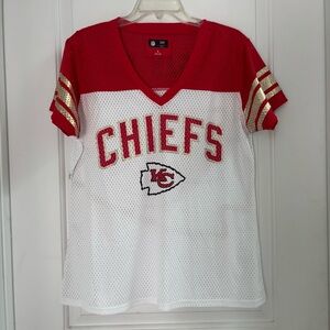 NFL Team Apparel Red and White Kansas City Chiefs V-Neck Red White Gold Shirt